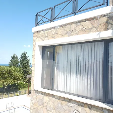 Stone House Boutique *