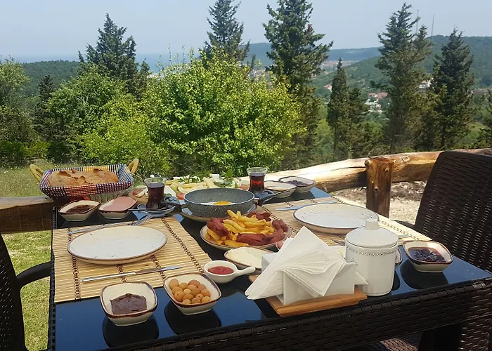 Stone House Boutique מלון