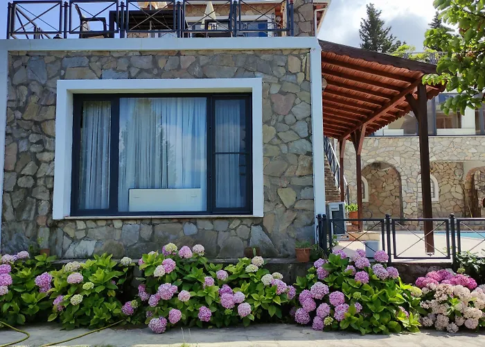 מלון Stone House Boutique אגווה