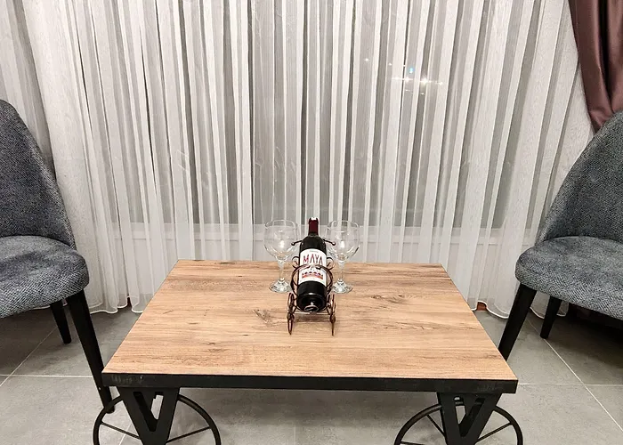 Stone House Boutique Hotel *